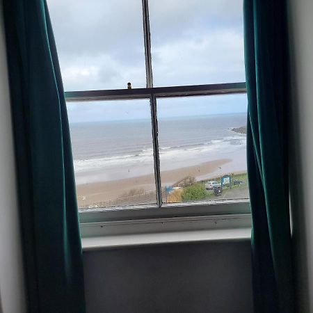 Sea View Penthouse Flat 6 With Fast Wifi And Free Parking Apartment Scarborough Exterior photo